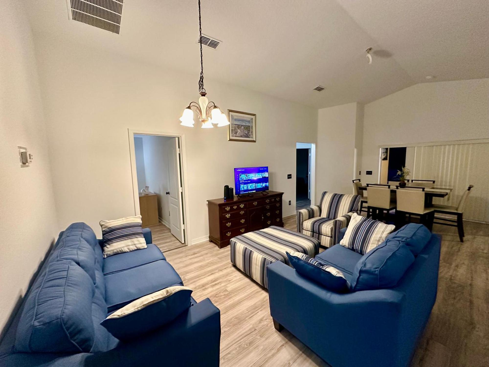 Holiday home Grand Premium 5br Pool Near Parks